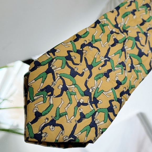 Authentic Dior Tie - Picture 8 of 14